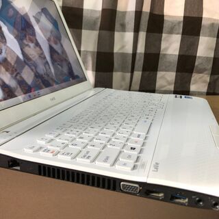 美麗美品リノベＰＣ・Ｗｅｂカメラ内蔵💗高速ｉ５第三世代/爆速ＳＳＤ２４０ＧＢ/メモリ４GＢ💗人気のクロスホワイト/Ｗｉｎ１０/Office2019付/15.6ｲﾝﾁ/無線ＬＡＮ/ＤＶＤ・ＣＤ再生ソフト付　No.2205009の画像