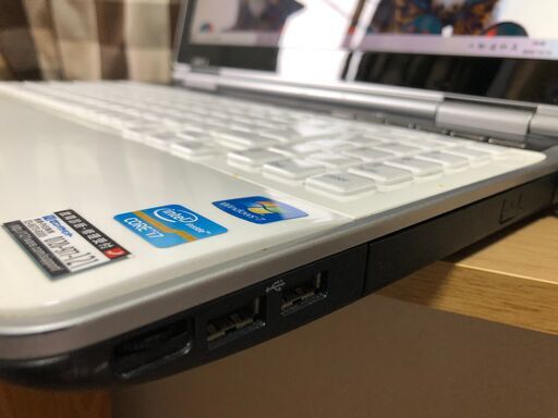 ?☆彡39,800円爆速ＳＳＤ２４０ＧＢ(^.^)ＮＥＣリノベーションＰＣ?高速ｉ７第二世代?女性にも人気のクリスタルホワイト/Ｗｉｎ