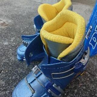 交渉中。子供用スキー板＆ブーツセットの画像