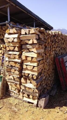 1年乾燥薪②（広葉樹）