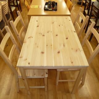 k95☆ダイニングテーブル5点セット☆テーブル＋椅子4脚☆IKEA☆近隣配達、設置可能