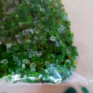 ビーチグラス シーグラス ＋ おまけ貝殻の画像