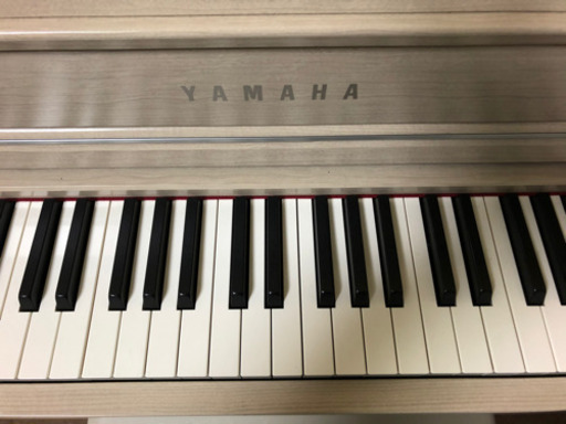 ヤマハ電子ピアノCLP-645WA