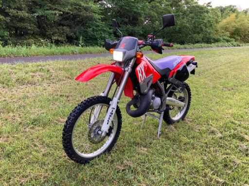 【最終値下げ！】刺激的な2ストオフ車！ Aprilia RX125 走行距離1,100kmの極上車！公道走行可能なほぼコンペモデル