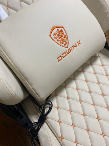 ゲーミングチェア　未使用品　　組み立て済み