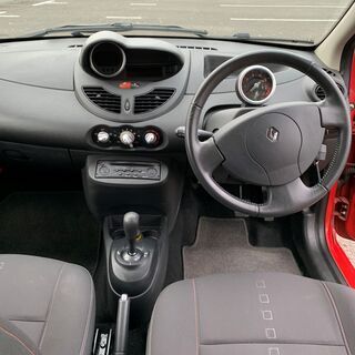 平成22年12月 ルノートゥインゴ2の画像