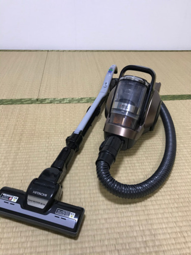 日立　サイクロン式掃除機　2017年製　CV-S150E4