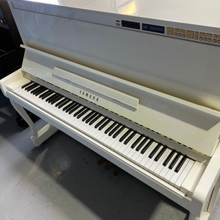 お洒落なホワイトカラーに猫足のヤマハMX200MR アップライト...