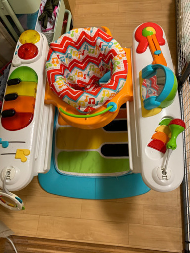【⭐️値下げ⭐️】フィッシャープライス　ベビー　歩行器付き　おもちゃ