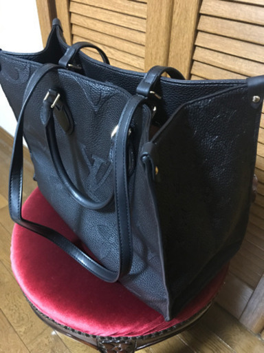 黒トートバッグ