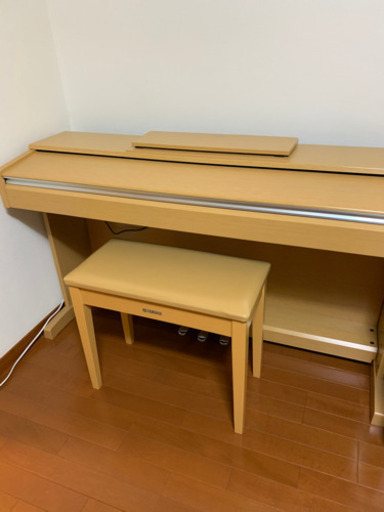 電子ピアノ　YAMAHA ARIUS YDP-142