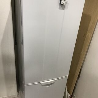 冷蔵庫と洗濯機　差し上げます（家具もあり）　全部まとめてお願いします