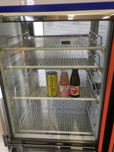 中古　冷蔵ショーケース　幅93　　奥行59　　高さ186　 （ｃｍ）　リポビタンD(青色系)   100V 中古 冷蔵ショーケース 幅93 奥行59 高さ186 （cm） リポビタンD(青色系)