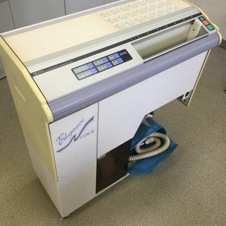 中古　薬剤自動分包機　幅76.4　　奥行33.3　　高さ86.3　 （ｃｍ）　くすりの機械　薬の袋　小さい袋 くすりの袋 中古 薬剤自動分包機 幅76.4 奥行33.3 高さ86.3 （cm） くすりの機械