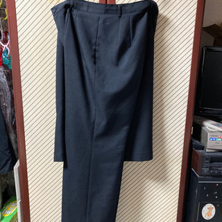 交渉可｣15号スーツ｢パンツ、スカート付き｣リクルートokの画像
