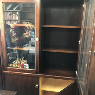オカムラ　重役用書棚