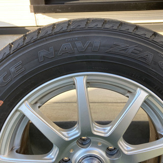 205/65R15 スタッドレスタイヤ　ホイールセット グッドイヤーの画像