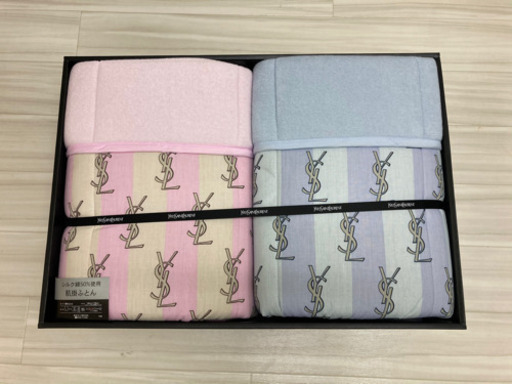 A0603 イブサンローラン　肌掛け布団2p