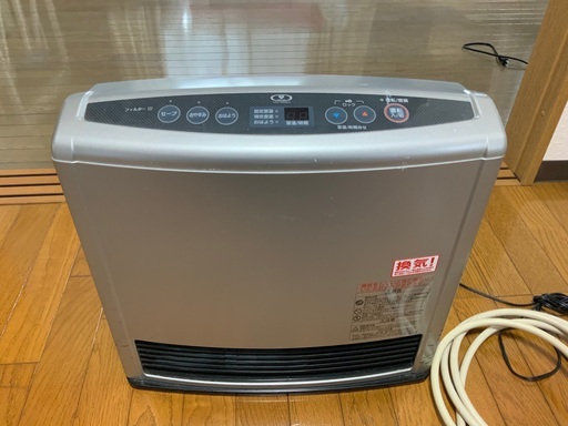 美品ガスファンヒーター　コード3mつき