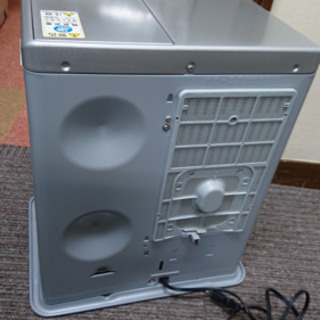 ファンヒーター　トヨトミ　2012年　5L ★の画像