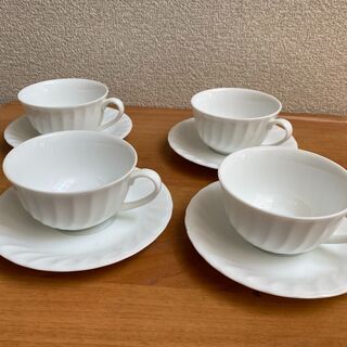さりげなくオシャレ。南仏テイスト 白ティーカップセット（カップ＆...