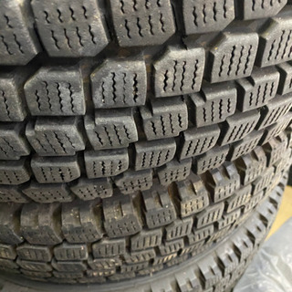 ③スタッドレスタイヤ 185/75R-15 LT 6本セットの画像