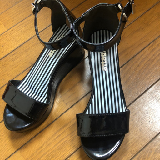 サンダル