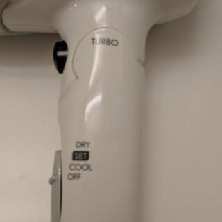 TESCOM

ドライヤー

1200wの画像