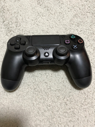 中古品  PS4 CUH1200A 箱なし