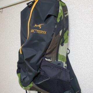 ARC'TERYX × BEAMS ARRO 22