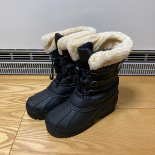 MOZ 子ども用ブーツ　22.0㎝〜22.5㎝　ブラック