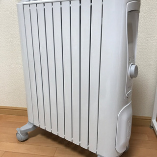 激安。美品ベルカルドRHJ75V0915-GY Amazon | De'Longhi (デロンギ) オイルヒーター ベルカルド RHJ75V0915