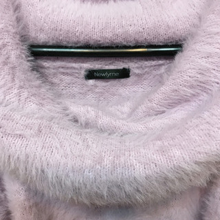 ✽ラベンダー色 ふわもこネックセーター Newlyme  Mサイズの画像