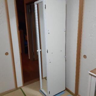 収納家具