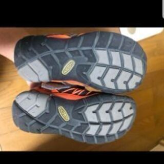 KEEN 子供の登山靴を安く譲りますの画像