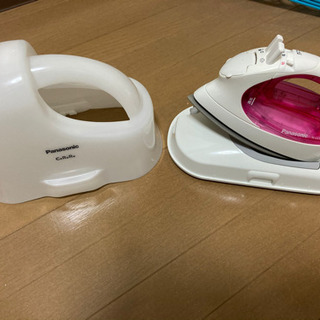 【受け渡し先決まりました】 Panasonic アイロン　CaRuRuの画像