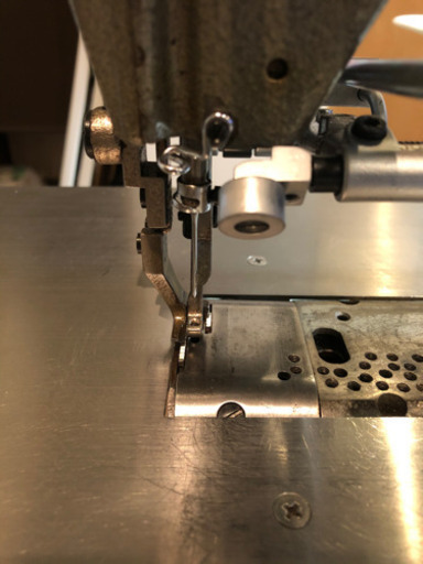 工業用 上下送り腕ミシン KOSEI TKS-5U サーボモーター