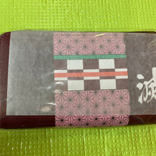 値下げしました！！禰󠄀豆子柄財布