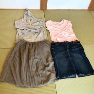 🔴受け渡し予定者あり。女性用服類の画像