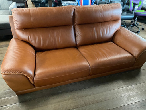 ガチで20万円するソファーです！29800円で販売します！