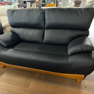 座り心地抜群のソファー！肌触り抜群のソフトレザーk！12万円ヲ21800円です?