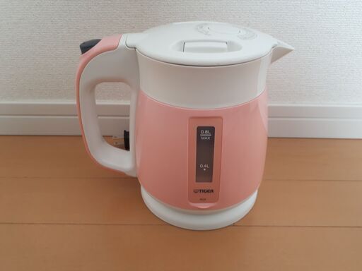 【USED】タイガー電気ケトル わく子さん 0.8L PCF-G080