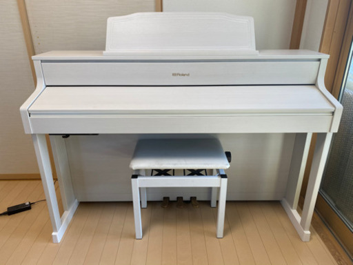 【決まりました】ローランド電子ピアノHP605GP MW 木製鍵盤　椅子付き