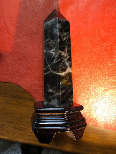 新品:【地鎮に最適】モリオン六角柱約1.2Kg(台座込約1.4Kg)