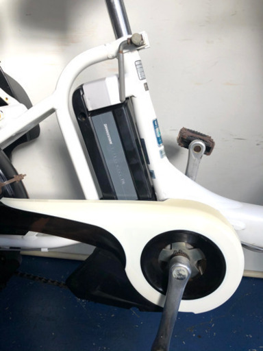 スーパーSALE 関東全域送料無料　ブリヂストン　アンジェリーノ　20インチ 3人乗り 8.9ah 電動自転車