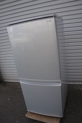 シャープのノンフロン冷蔵庫！2018年製をこんなお値段でお譲ります！