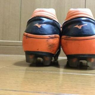 少し汚れがありますが大きな支障はないと思います。の画像