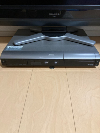テレビとDVDプレイヤー