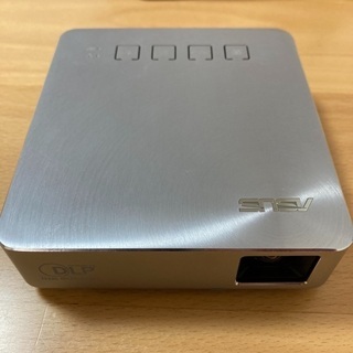 ASUS プロジェクター