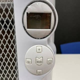 GM210 遠赤外線ヒーター　ロッソジャパン　EJ-CA032-2　2018年製　ホワイト　遠赤外線暖房機　ヒーター　電気ヒーター　ストーブ　暖房　暖房家電　遠赤外線暖房機　電気ストーブ　シンプル　リサイクルショップ　ケイラック朝霞田島店　朝霞　志木　和光　新座　入間　富士見　ふじみ野　さいたま市　練馬　板橋　東久留米　三芳　戸田　蕨　所沢　川口　清瀬の画像